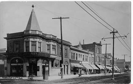 Streetscene at NE corner of S. 40th and Mitchell St.