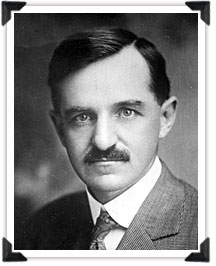 Daniel Hoan